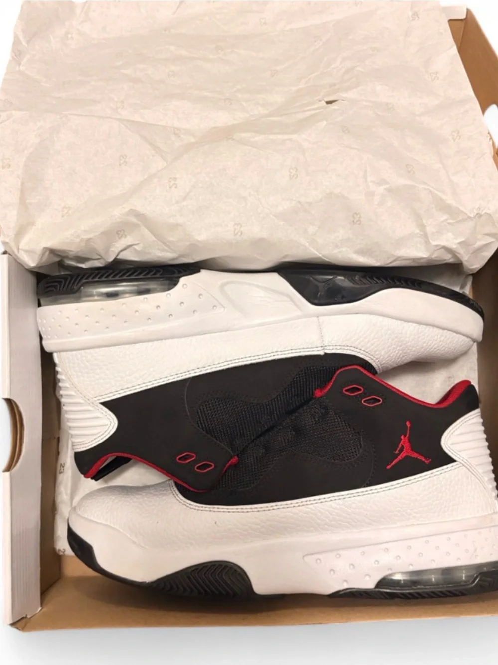 Jordan Men's Black/White/Red Retro Basketball Sneakers